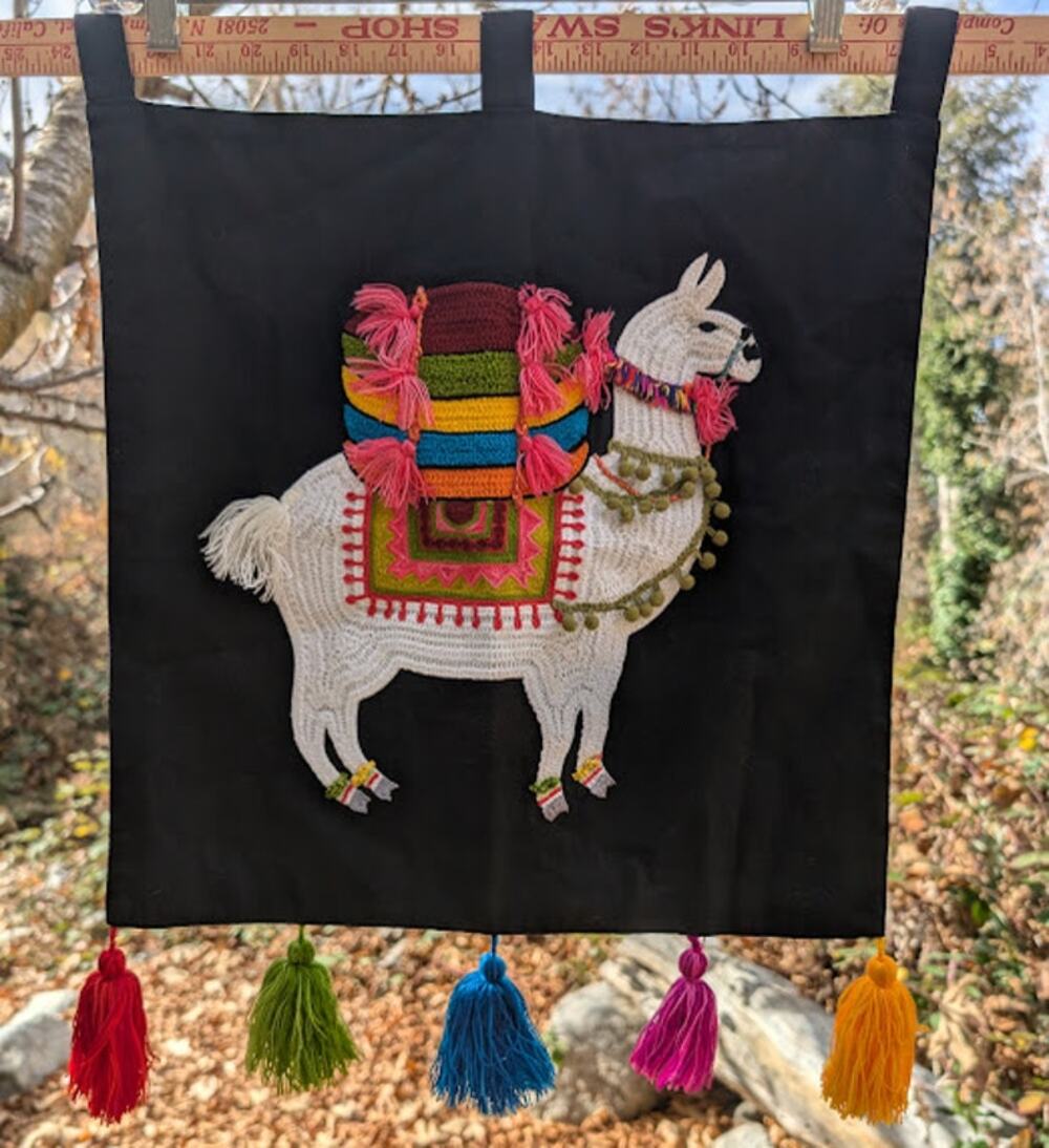 SARO LIFESTYLE Llama wall decor large llama embroidery, tassels textured 18x18